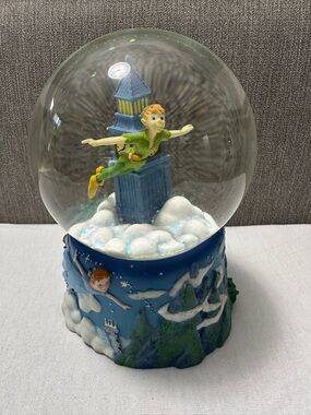 Enesco Disney Peter Pan Snow Globe Music Box Plays Au Clair De La Lune
